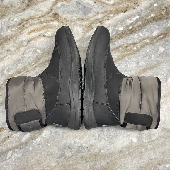 UGG TOTY WEATHER BOOTS- BLACK Kids Size 4 Thinsulate Waterproof Fleece Lining - Picture 7 of 15